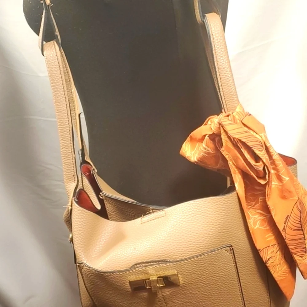 Steve Madden Taube color shoulder bag with a scarf Size Medium - Picture 8 of 13